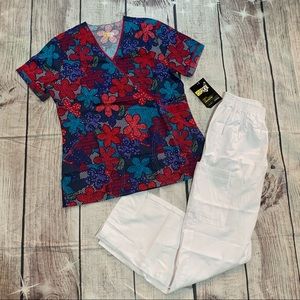 NEW SMALL WINK SCRUB TOP & PANTS